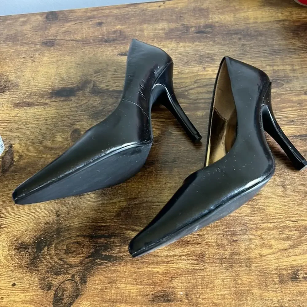 Chinese Laundry Spicy Leather Upper Black Pointed Toe Heels